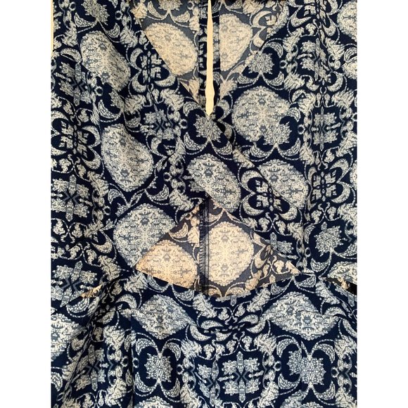 Abstract Cutout Romper - Picture 4 of 4